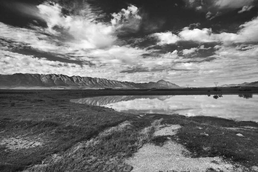 MONOCHROME-45